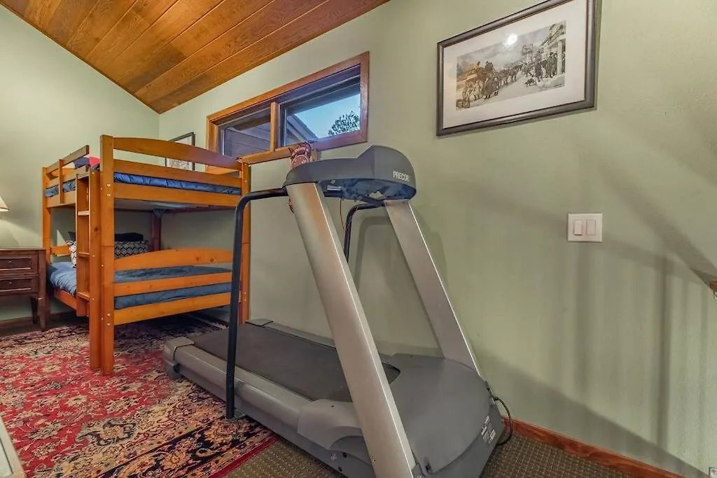 Apartment Townhouse Art Gallery In Mammoth'S Best Location Mammoth Lakes