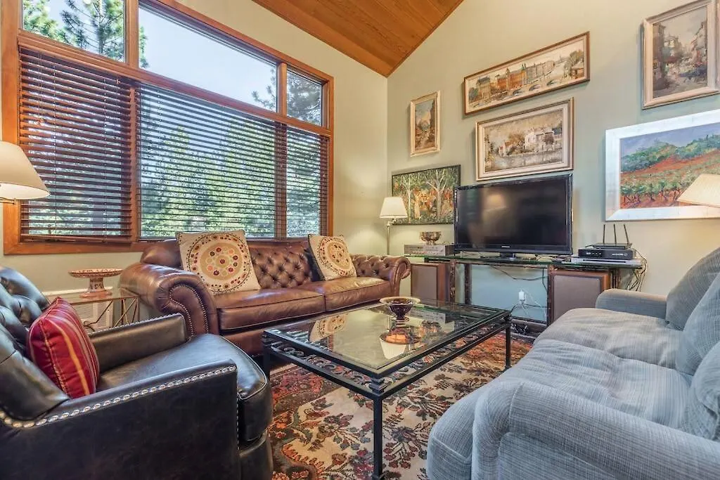 Apartment Townhouse Art Gallery In Mammoth'S Best Location Mammoth Lakes